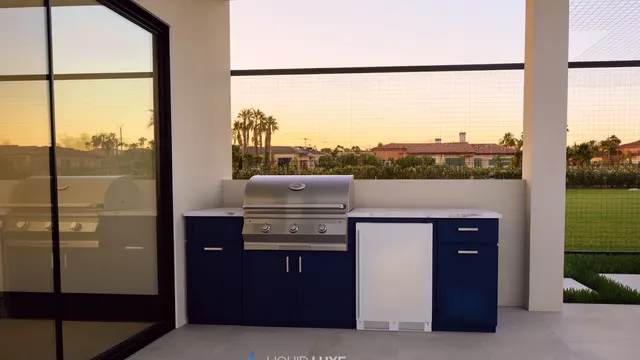 Render of the Hodes pool and outdoor kitchen, view 06 (day view)
